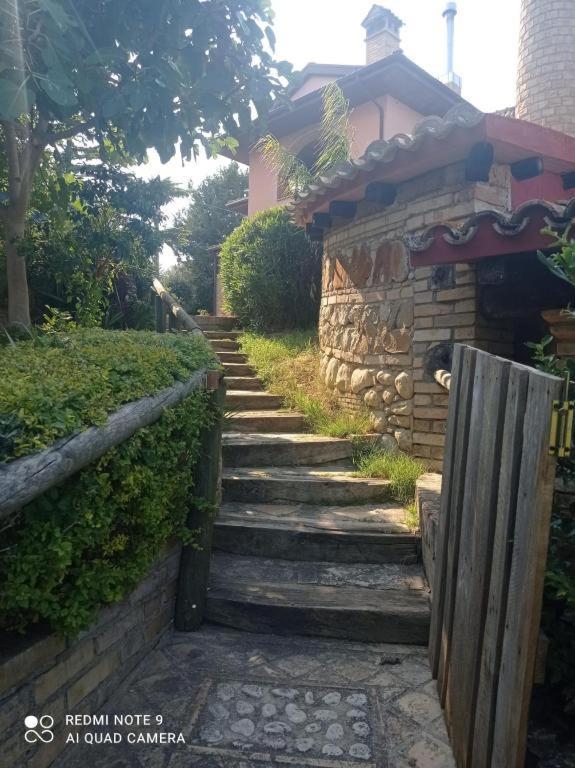 Casalustro Villa Citta Sant'Angelo Bagian luar foto