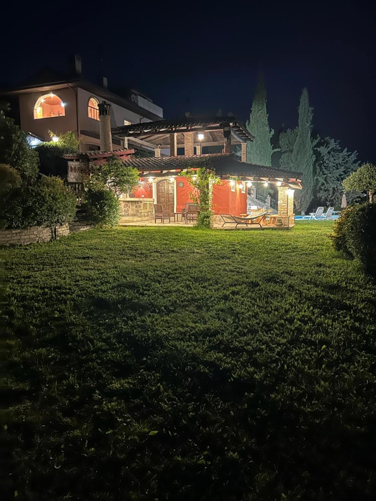 Casalustro Villa Citta Sant'Angelo Bagian luar foto
